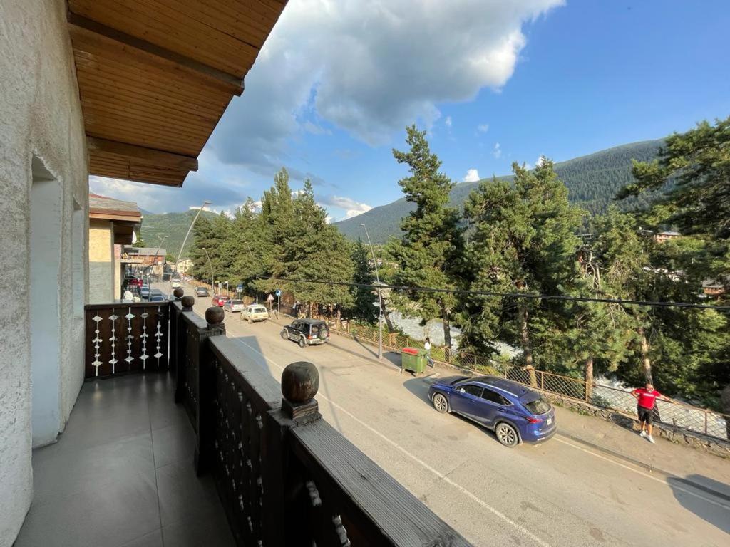 Guesthouse Mestia 32 Εξωτερικό φωτογραφία